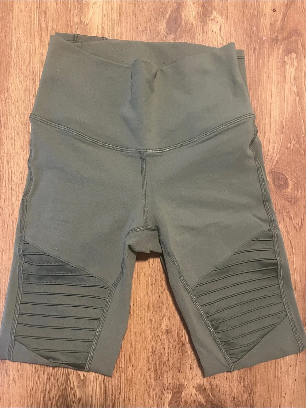ALO Yoga Olive Green Moto Leggings